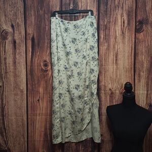 Volcom Womens Cream Fit Qnd Flowy Maxi Skirt Size XL.